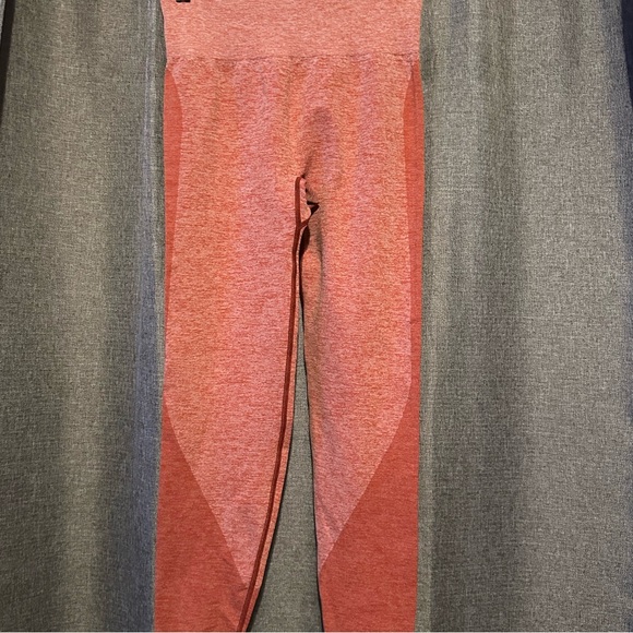 PINK Victoria's Secret Other - PINK Victoria's Secret burnt orange Leggings